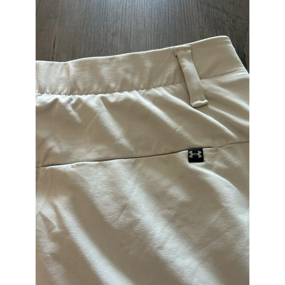 Under Armour Golf Shorts HeatGear Loose Beige Flat Athletic 9